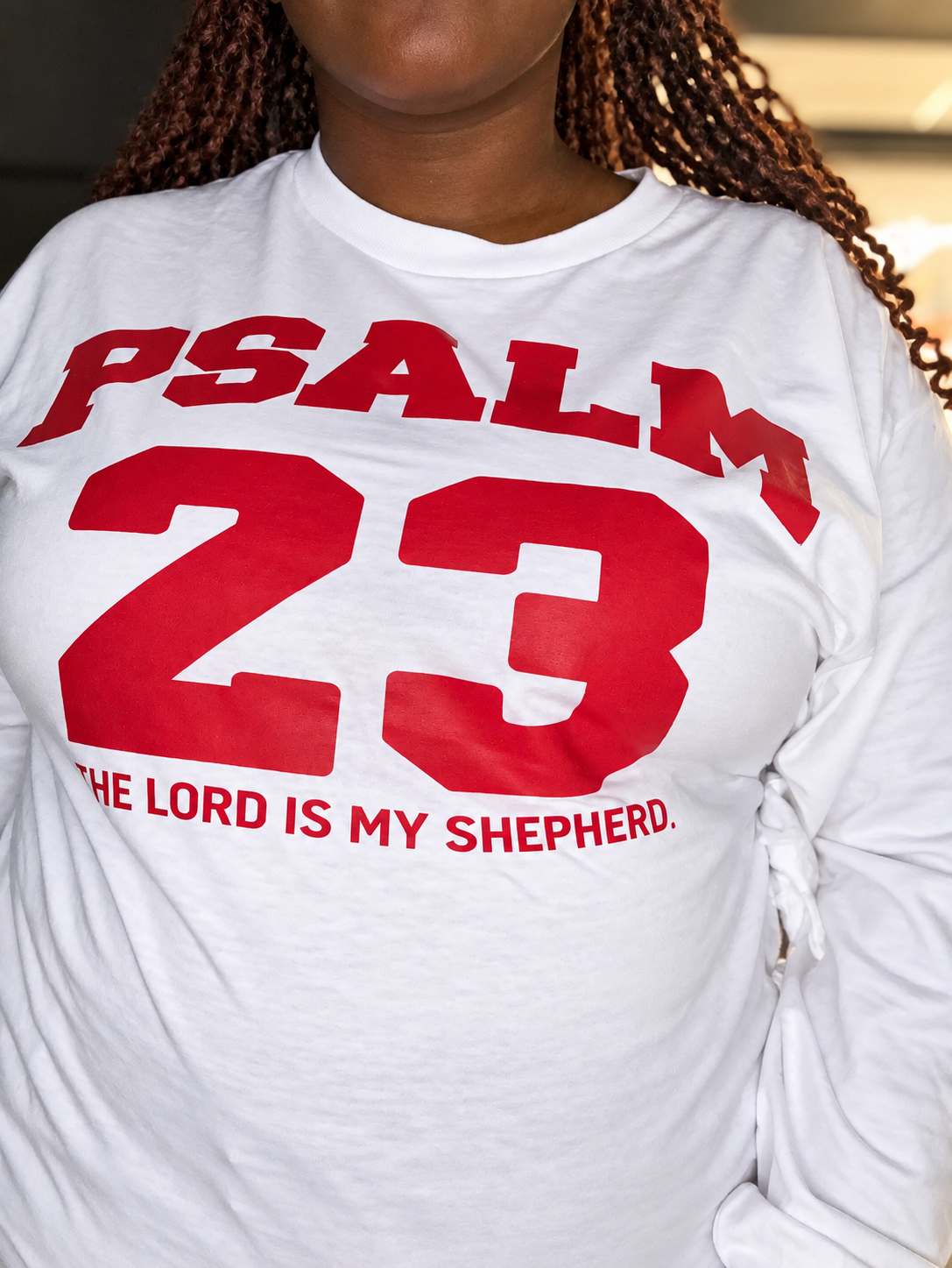 Psalm 23 white long-sleeve shirt with red design close-up